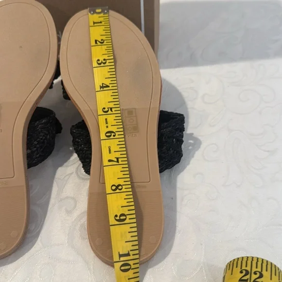 dolce vita Dinah Raffia Sandal. Ladies 8. - Picture 12 of 13
